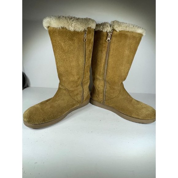 ⭐️⭐️Women's size 9 shearling and suede tall boot with zipper  ⭐️⭐️ - Picture 2 of 4